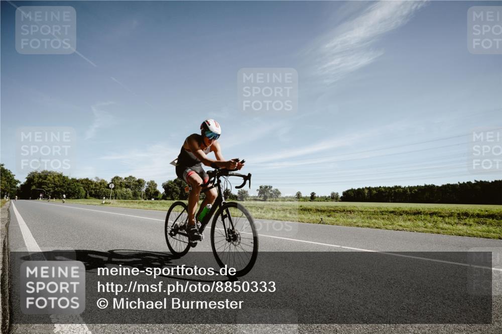 07.09.2025 - 19. Norderstedt Triathlon Michael Burmester http://msf.ph/oto/8850333 07.09.2025 11:05:22 Radfahren 1174, 1227 meine-sportfotos.de