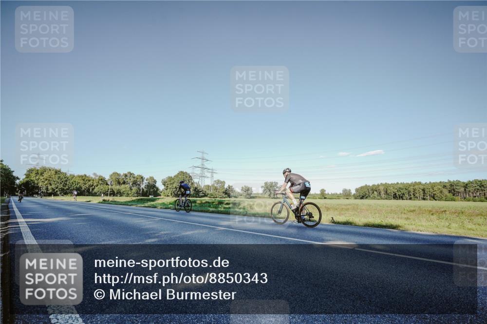 07.09.2025 - 19. Norderstedt Triathlon Michael Burmester http://msf.ph/oto/8850343 07.09.2025 16:28:58 Radfahren  meine-sportfotos.de