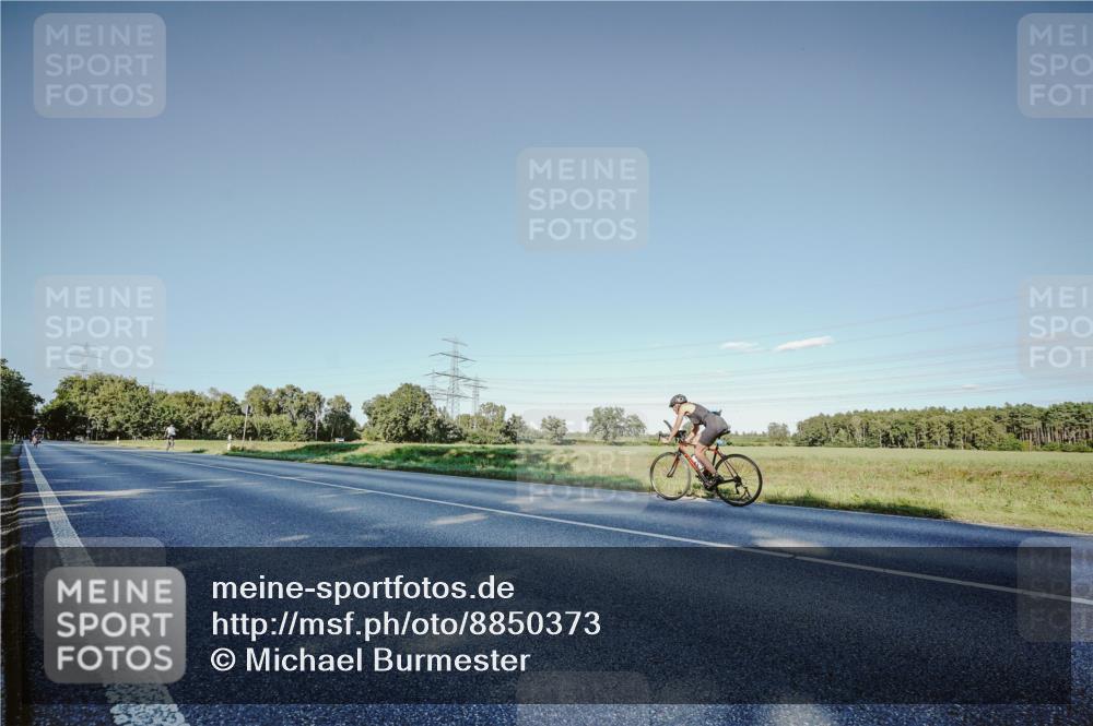 07.09.2025 - 19. Norderstedt Triathlon Michael Burmester http://msf.ph/oto/8850373 07.09.2025 16:30:17 Radfahren  meine-sportfotos.de