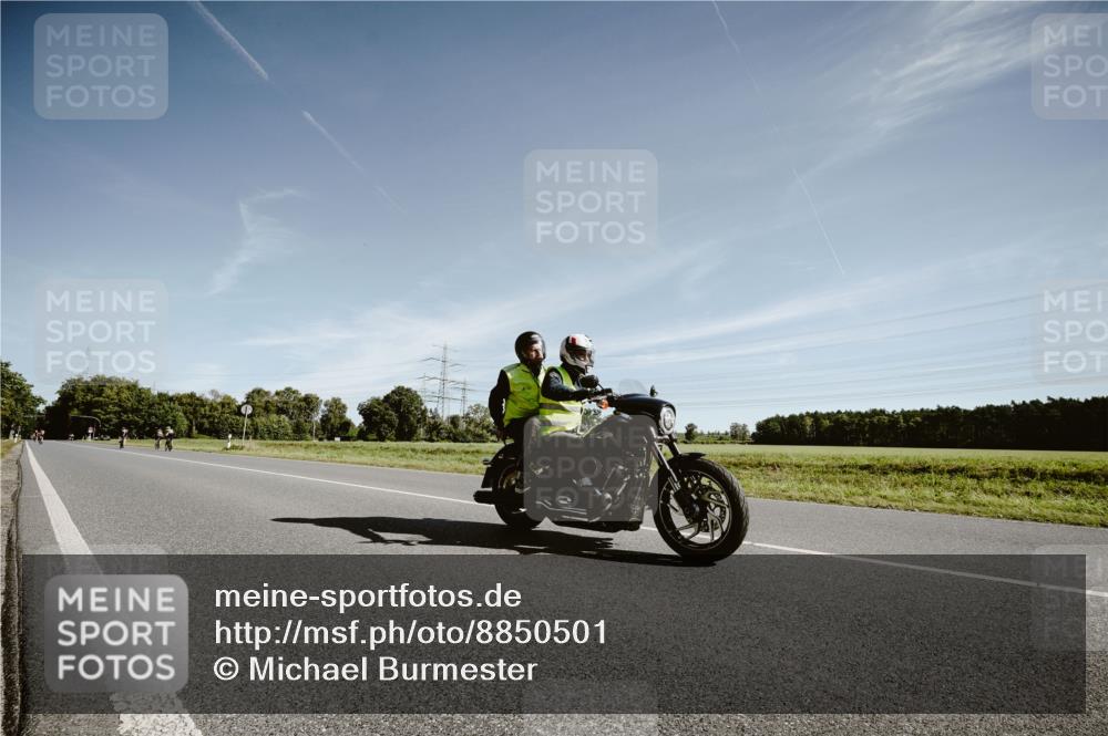 07.09.2025 - 19. Norderstedt Triathlon Michael Burmester http://msf.ph/oto/8850501 07.09.2025 11:08:25 Radfahren 1170 meine-sportfotos.de