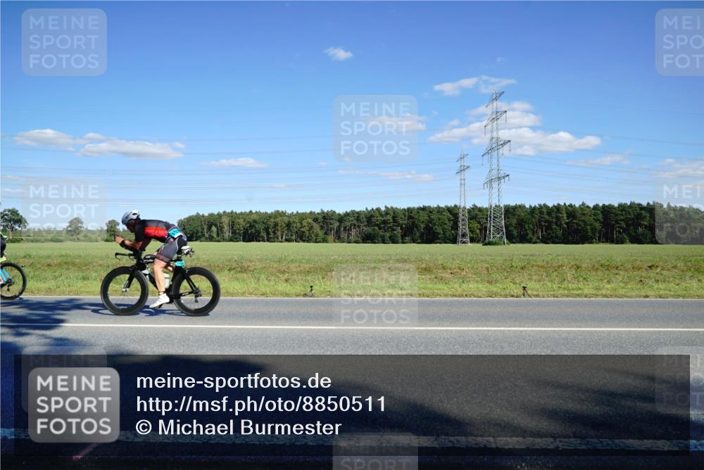 07.09.2025 - 19. Norderstedt Triathlon Michael Burmester http://msf.ph/oto/8850511 07.09.2025 15:30:16 Radfahren 868, 1526 meine-sportfotos.de