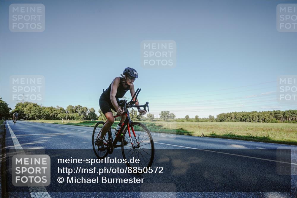 07.09.2025 - 19. Norderstedt Triathlon Michael Burmester http://msf.ph/oto/8850572 07.09.2025 16:38:23 Radfahren 429, 925 meine-sportfotos.de