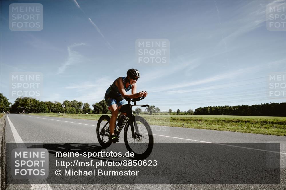 07.09.2025 - 19. Norderstedt Triathlon Michael Burmester http://msf.ph/oto/8850623 07.09.2025 11:10:00 Radfahren 834, 1181 meine-sportfotos.de