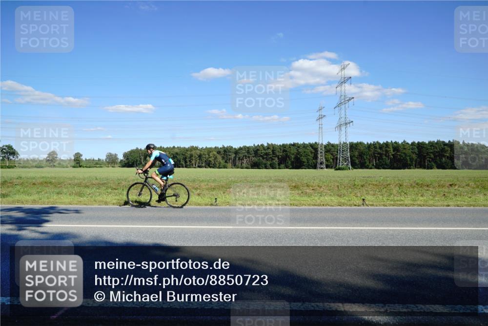 07.09.2025 - 19. Norderstedt Triathlon Michael Burmester http://msf.ph/oto/8850723 07.09.2025 15:33:12 Radfahren 480, 1417, 1546 meine-sportfotos.de