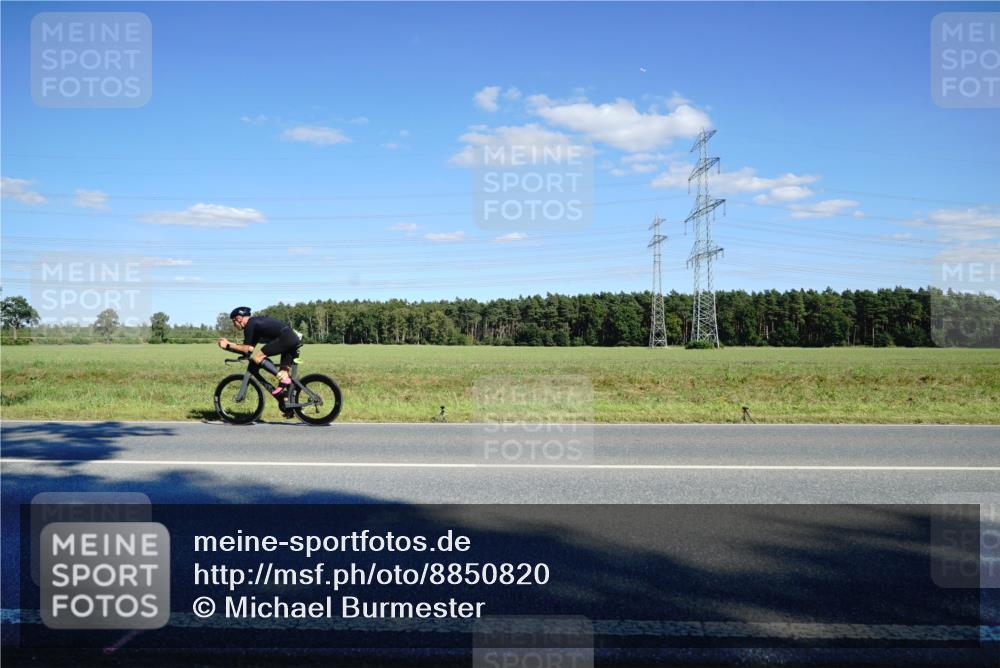 07.09.2025 - 19. Norderstedt Triathlon Michael Burmester http://msf.ph/oto/8850820 07.09.2025 15:35:36 Radfahren 457, 1544 meine-sportfotos.de