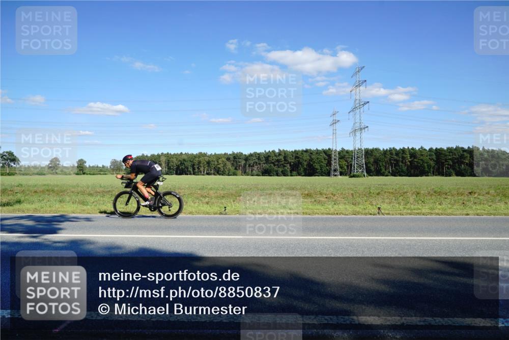07.09.2025 - 19. Norderstedt Triathlon Michael Burmester http://msf.ph/oto/8850837 07.09.2025 15:36:05 Radfahren 474, 1407 meine-sportfotos.de