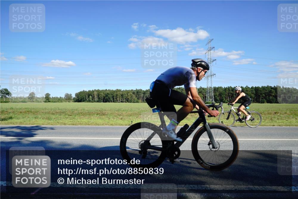 07.09.2025 - 19. Norderstedt Triathlon Michael Burmester http://msf.ph/oto/8850839 07.09.2025 15:36:07 Radfahren 474, 1407 meine-sportfotos.de