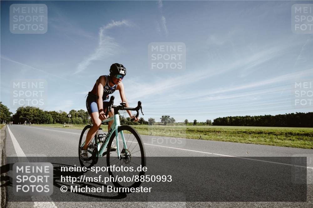 07.09.2025 - 19. Norderstedt Triathlon Michael Burmester http://msf.ph/oto/8850993 07.09.2025 11:14:25 Radfahren 1185 meine-sportfotos.de