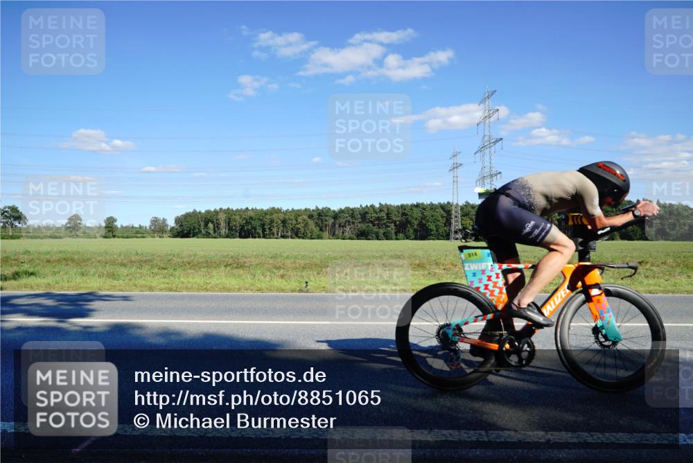 07.09.2025 - 19. Norderstedt Triathlon Michael Burmester http://msf.ph/oto/8851065 07.09.2025 15:38:22 Radfahren 514 meine-sportfotos.de