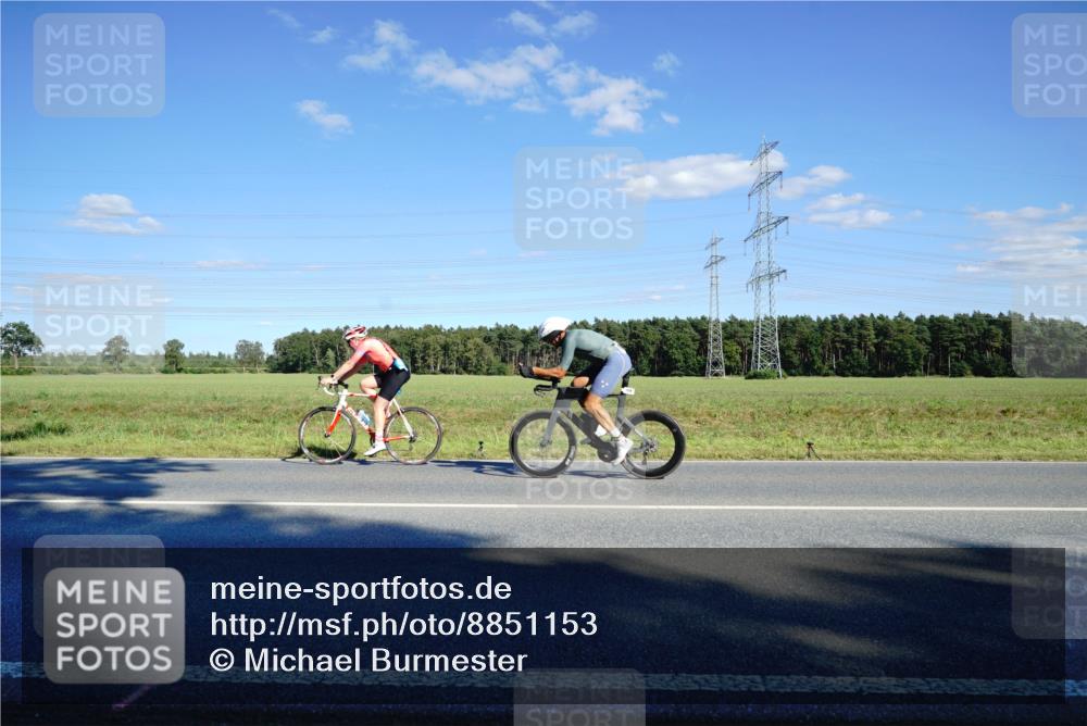 07.09.2025 - 19. Norderstedt Triathlon Michael Burmester http://msf.ph/oto/8851153 07.09.2025 15:39:24 Radfahren  meine-sportfotos.de