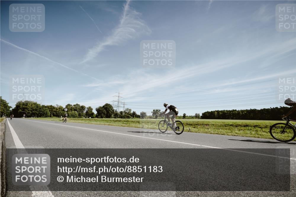 07.09.2025 - 19. Norderstedt Triathlon Michael Burmester http://msf.ph/oto/8851183 07.09.2025 11:17:51 Radfahren  meine-sportfotos.de