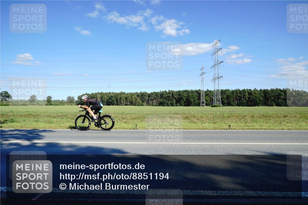 07.09.2025 - 19. Norderstedt Triathlon Michael Burmester http://msf.ph/oto/8851194 07.09.2025 15:39:52 Radfahren  meine-sportfotos.de