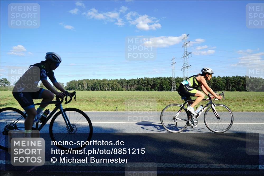 07.09.2025 - 19. Norderstedt Triathlon Michael Burmester http://msf.ph/oto/8851215 07.09.2025 15:40:07 Radfahren 923, 1400, 1422, 1448, 1485 meine-sportfotos.de