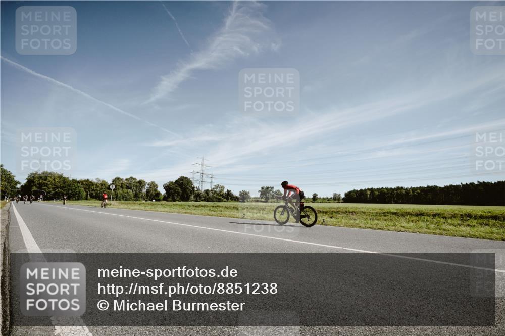 07.09.2025 - 19. Norderstedt Triathlon Michael Burmester http://msf.ph/oto/8851238 07.09.2025 11:18:57 Radfahren 1162, 1202 meine-sportfotos.de