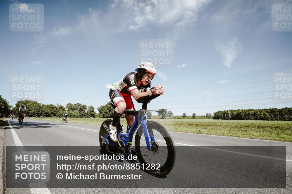 07.09.2025 - 19. Norderstedt Triathlon Michael Burmester http://msf.ph/oto/8851282 07.09.2025 14:24:02 Radfahren 985, 1039, 1431 meine-sportfotos.de