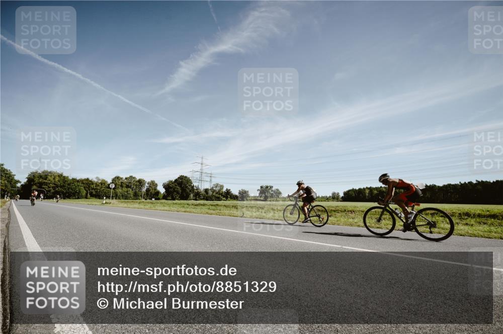 07.09.2025 - 19. Norderstedt Triathlon Michael Burmester http://msf.ph/oto/8851329 07.09.2025 11:20:43 Radfahren 1340 meine-sportfotos.de