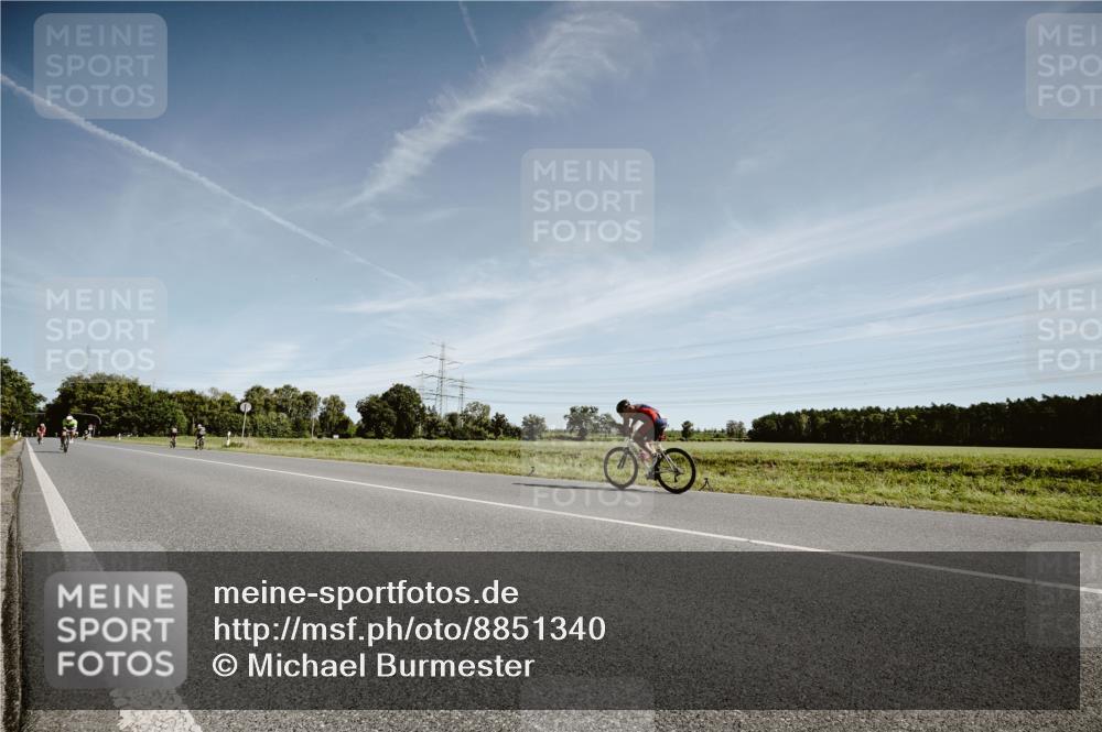 07.09.2025 - 19. Norderstedt Triathlon Michael Burmester http://msf.ph/oto/8851340 07.09.2025 11:20:47 Radfahren 771, 1340 meine-sportfotos.de