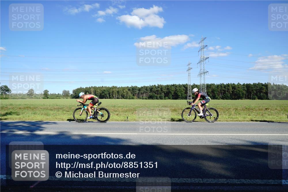 07.09.2025 - 19. Norderstedt Triathlon Michael Burmester http://msf.ph/oto/8851351 07.09.2025 15:41:47 Radfahren 431, 956, 1435 meine-sportfotos.de