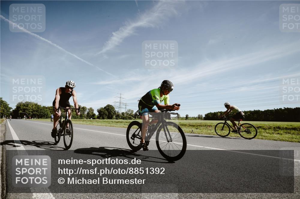 07.09.2025 - 19. Norderstedt Triathlon Michael Burmester http://msf.ph/oto/8851392 07.09.2025 11:21:26 Radfahren 770, 774, 834 meine-sportfotos.de