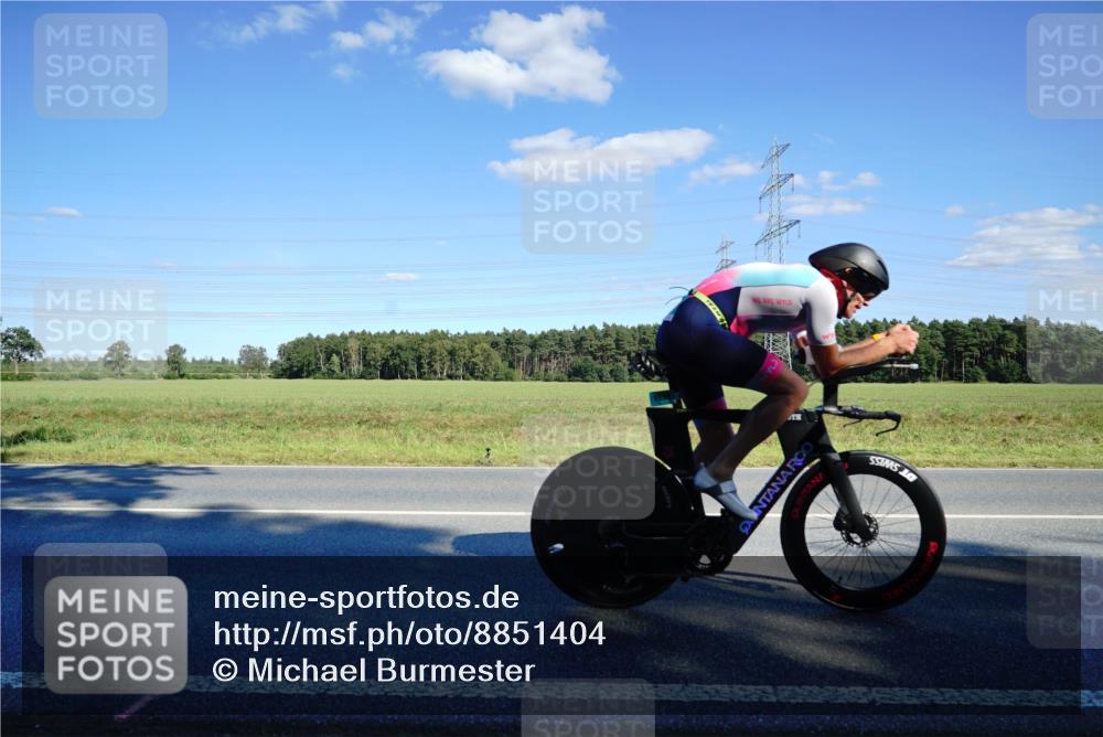 07.09.2025 - 19. Norderstedt Triathlon Michael Burmester http://msf.ph/oto/8851404 07.09.2025 15:42:15 Radfahren 494, 512, 1479, 1530 meine-sportfotos.de