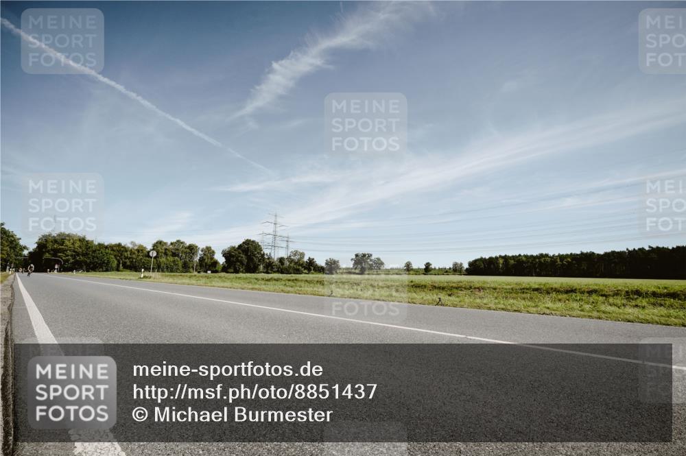 07.09.2025 - 19. Norderstedt Triathlon Michael Burmester http://msf.ph/oto/8851437 07.09.2025 11:22:14 Radfahren  meine-sportfotos.de