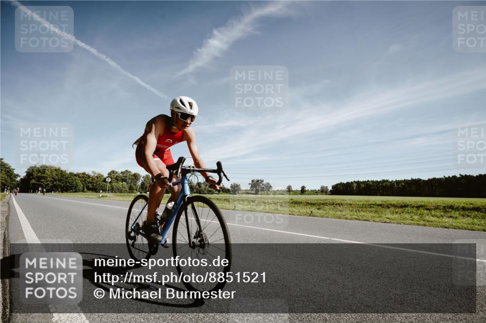 07.09.2025 - 19. Norderstedt Triathlon Michael Burmester http://msf.ph/oto/8851521 07.09.2025 11:23:30 Radfahren 1163 meine-sportfotos.de