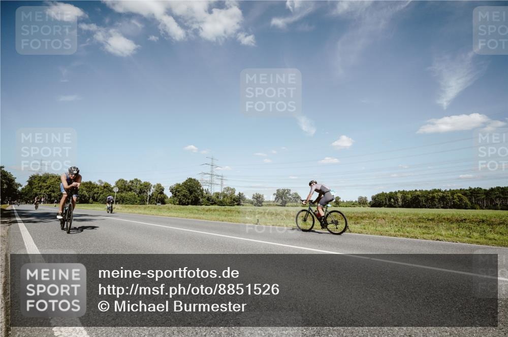 07.09.2025 - 19. Norderstedt Triathlon Michael Burmester http://msf.ph/oto/8851526 07.09.2025 14:26:47 Radfahren 476, 900, 1042 meine-sportfotos.de