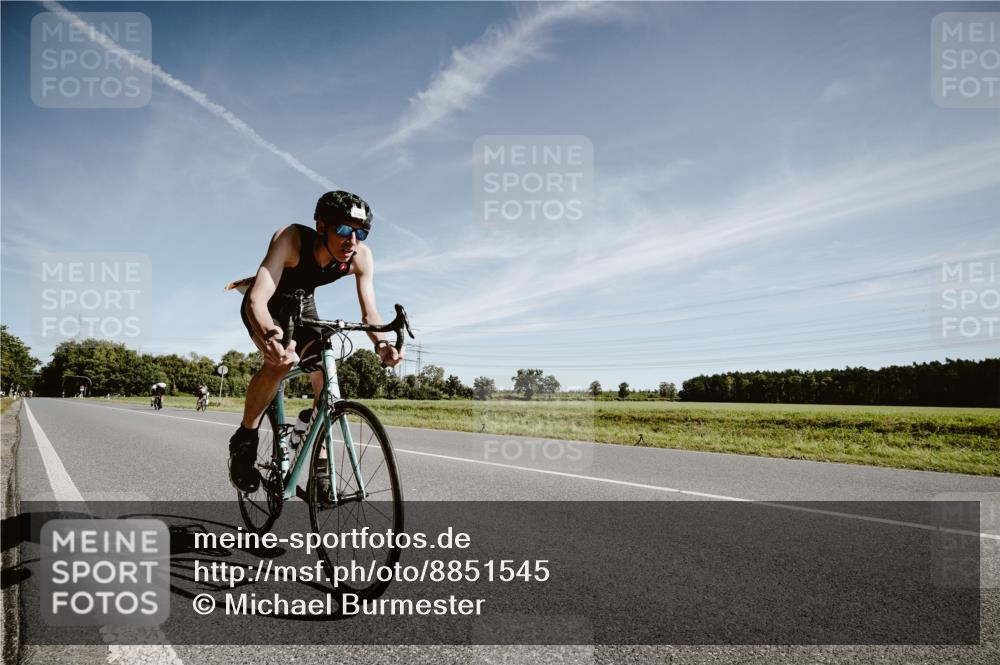 07.09.2025 - 19. Norderstedt Triathlon Michael Burmester http://msf.ph/oto/8851545 07.09.2025 11:23:53 Radfahren 1200 meine-sportfotos.de