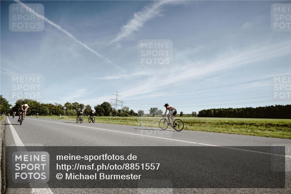 07.09.2025 - 19. Norderstedt Triathlon Michael Burmester http://msf.ph/oto/8851557 07.09.2025 11:24:04 Radfahren 1158 meine-sportfotos.de