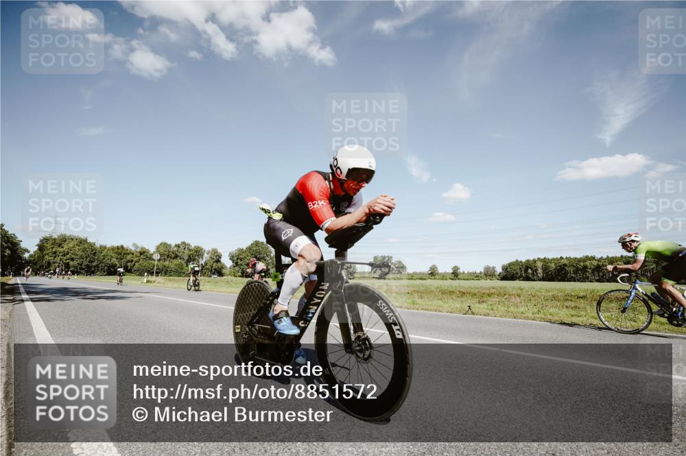07.09.2025 - 19. Norderstedt Triathlon Michael Burmester http://msf.ph/oto/8851572 07.09.2025 14:27:03 Radfahren 969 meine-sportfotos.de