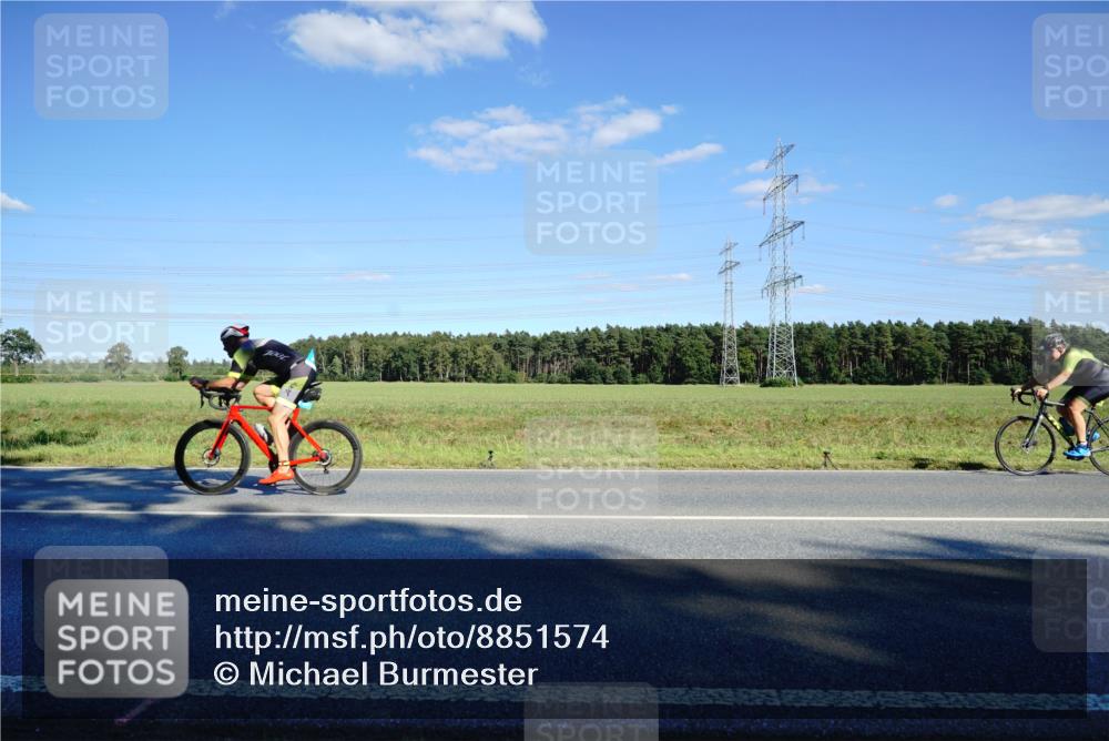 07.09.2025 - 19. Norderstedt Triathlon Michael Burmester http://msf.ph/oto/8851574 07.09.2025 15:44:00 Radfahren 544 meine-sportfotos.de