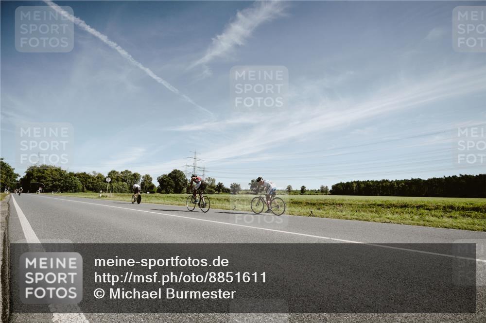 07.09.2025 - 19. Norderstedt Triathlon Michael Burmester http://msf.ph/oto/8851611 07.09.2025 11:24:45 Radfahren 1206, 1323 meine-sportfotos.de