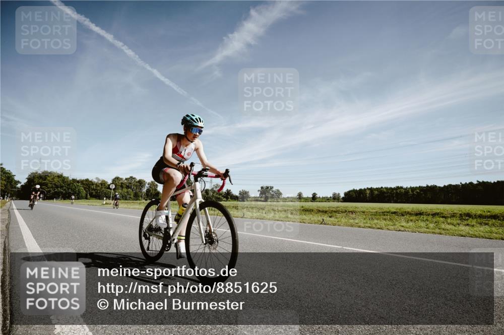 07.09.2025 - 19. Norderstedt Triathlon Michael Burmester http://msf.ph/oto/8851625 07.09.2025 11:24:57 Radfahren 1153, 1355 meine-sportfotos.de