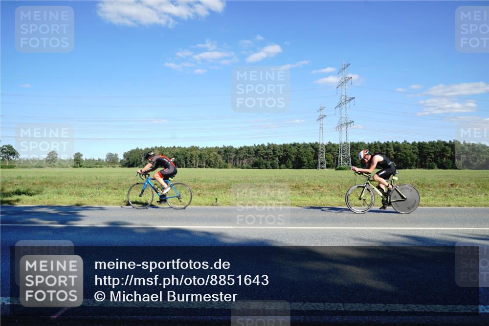 07.09.2025 - 19. Norderstedt Triathlon Michael Burmester http://msf.ph/oto/8851643 07.09.2025 15:44:39 Radfahren 401, 1475 meine-sportfotos.de