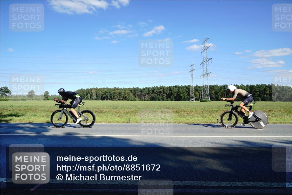 07.09.2025 - 19. Norderstedt Triathlon Michael Burmester http://msf.ph/oto/8851672 07.09.2025 15:44:59 Radfahren  meine-sportfotos.de