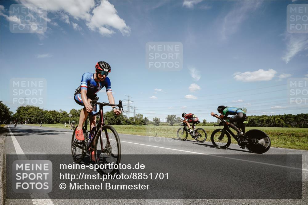 07.09.2025 - 19. Norderstedt Triathlon Michael Burmester http://msf.ph/oto/8851701 07.09.2025 14:28:13 Radfahren 1036, 1040, 1459 meine-sportfotos.de