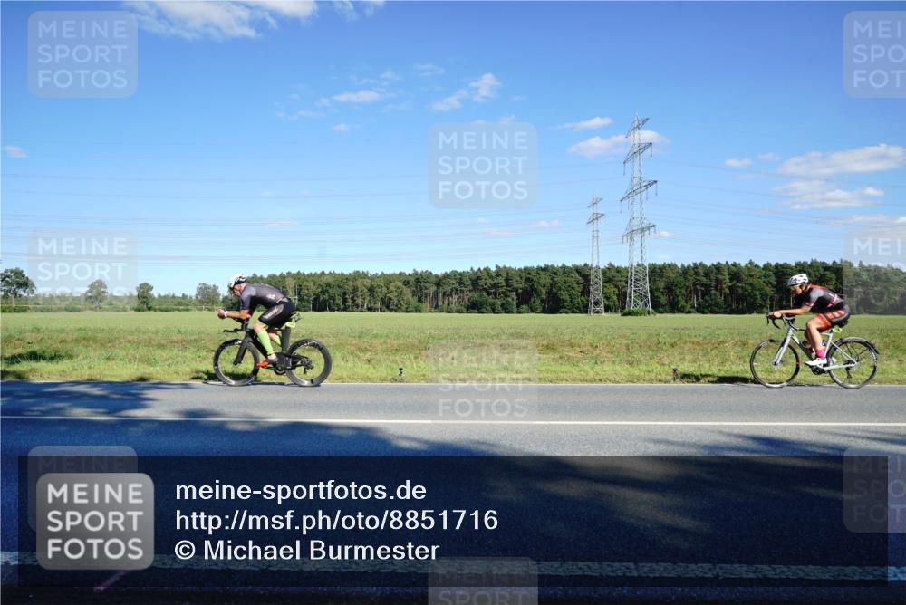 07.09.2025 - 19. Norderstedt Triathlon Michael Burmester http://msf.ph/oto/8851716 07.09.2025 15:45:19 Radfahren 482, 548, 1546 meine-sportfotos.de