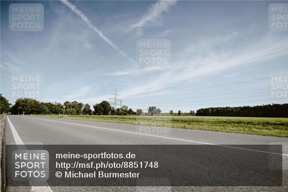 07.09.2025 - 19. Norderstedt Triathlon Michael Burmester http://msf.ph/oto/8851748 07.09.2025 11:26:42 Radfahren  meine-sportfotos.de