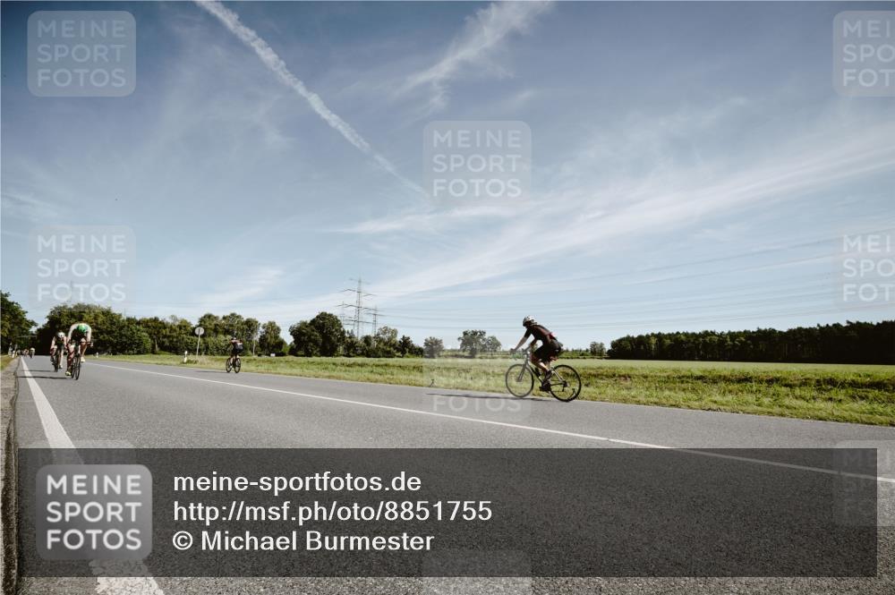 07.09.2025 - 19. Norderstedt Triathlon Michael Burmester http://msf.ph/oto/8851755 07.09.2025 11:26:50 Radfahren 787, 1180, 1188 meine-sportfotos.de