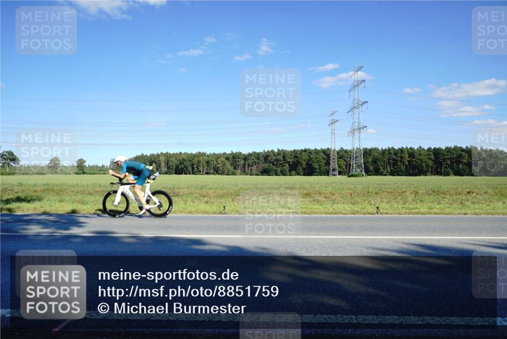 07.09.2025 - 19. Norderstedt Triathlon Michael Burmester http://msf.ph/oto/8851759 07.09.2025 15:45:40 Radfahren 531, 916, 930, 932, 946 meine-sportfotos.de