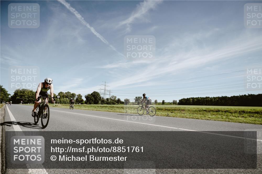 07.09.2025 - 19. Norderstedt Triathlon Michael Burmester http://msf.ph/oto/8851761 07.09.2025 11:26:52 Radfahren 1180, 1188 meine-sportfotos.de