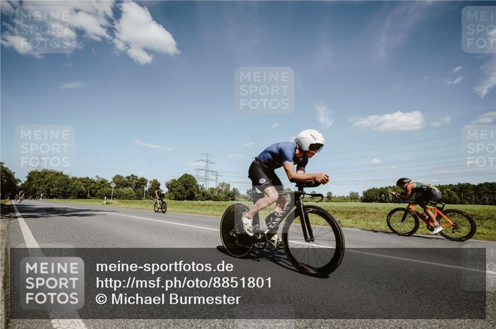 07.09.2025 - 19. Norderstedt Triathlon Michael Burmester http://msf.ph/oto/8851801 07.09.2025 14:29:10 Radfahren 373, 391, 463, 1467 meine-sportfotos.de