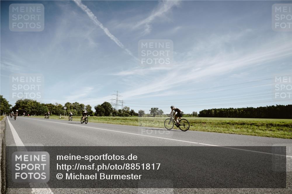07.09.2025 - 19. Norderstedt Triathlon Michael Burmester http://msf.ph/oto/8851817 07.09.2025 11:27:17 Radfahren 796, 1198 meine-sportfotos.de