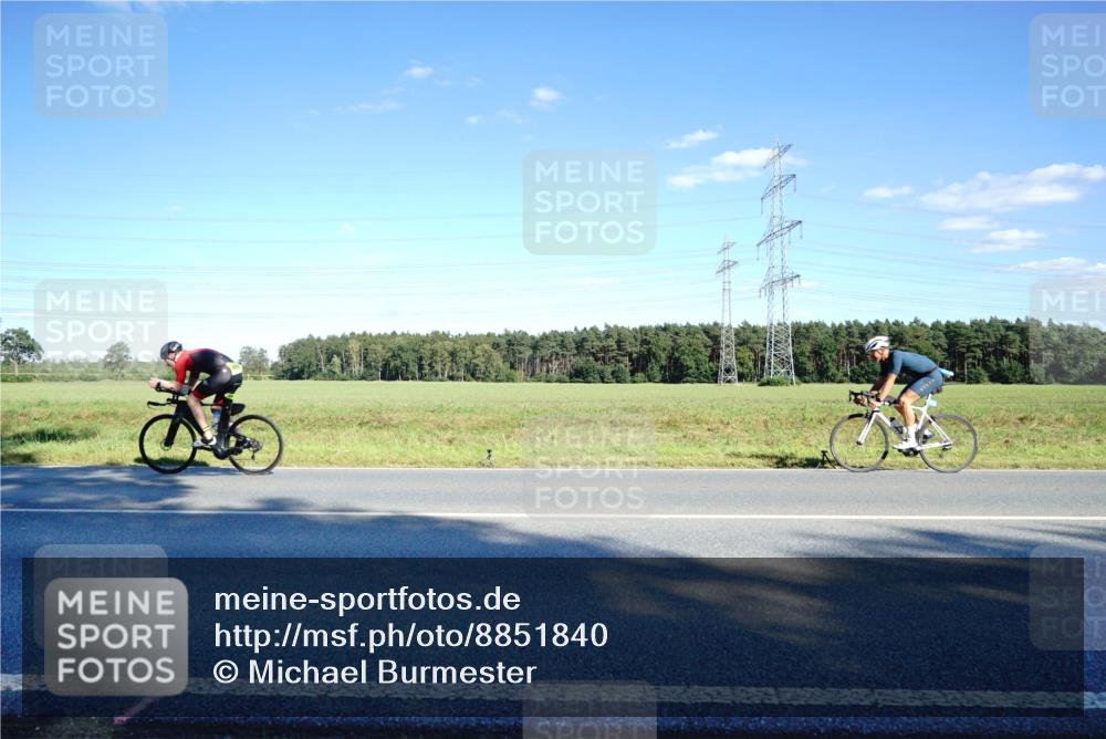 07.09.2025 - 19. Norderstedt Triathlon Michael Burmester http://msf.ph/oto/8851840 07.09.2025 15:46:22 Radfahren 518, 912, 933, 1407, 1494 meine-sportfotos.de