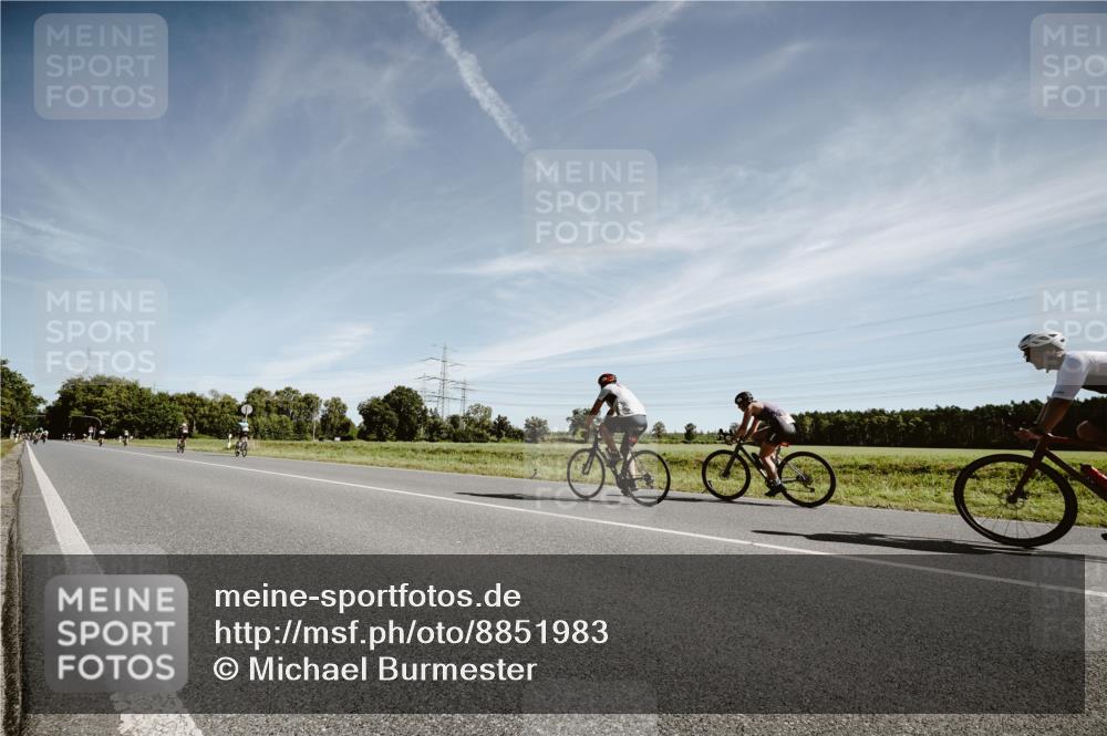 07.09.2025 - 19. Norderstedt Triathlon Michael Burmester http://msf.ph/oto/8851983 07.09.2025 11:29:14 Radfahren  meine-sportfotos.de