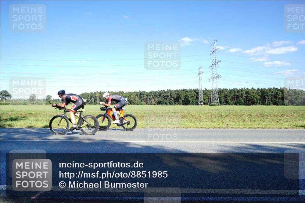 07.09.2025 - 19. Norderstedt Triathlon Michael Burmester http://msf.ph/oto/8851985 07.09.2025 15:48:00 Radfahren 1082, 1473 meine-sportfotos.de