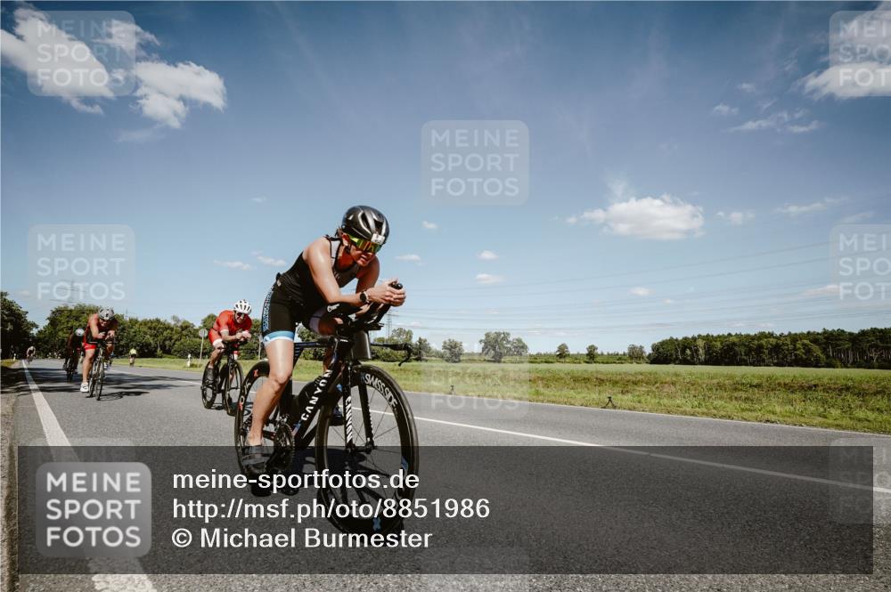 07.09.2025 - 19. Norderstedt Triathlon Michael Burmester http://msf.ph/oto/8851986 07.09.2025 14:30:55 Radfahren 452, 896, 976, 984, 1434 meine-sportfotos.de