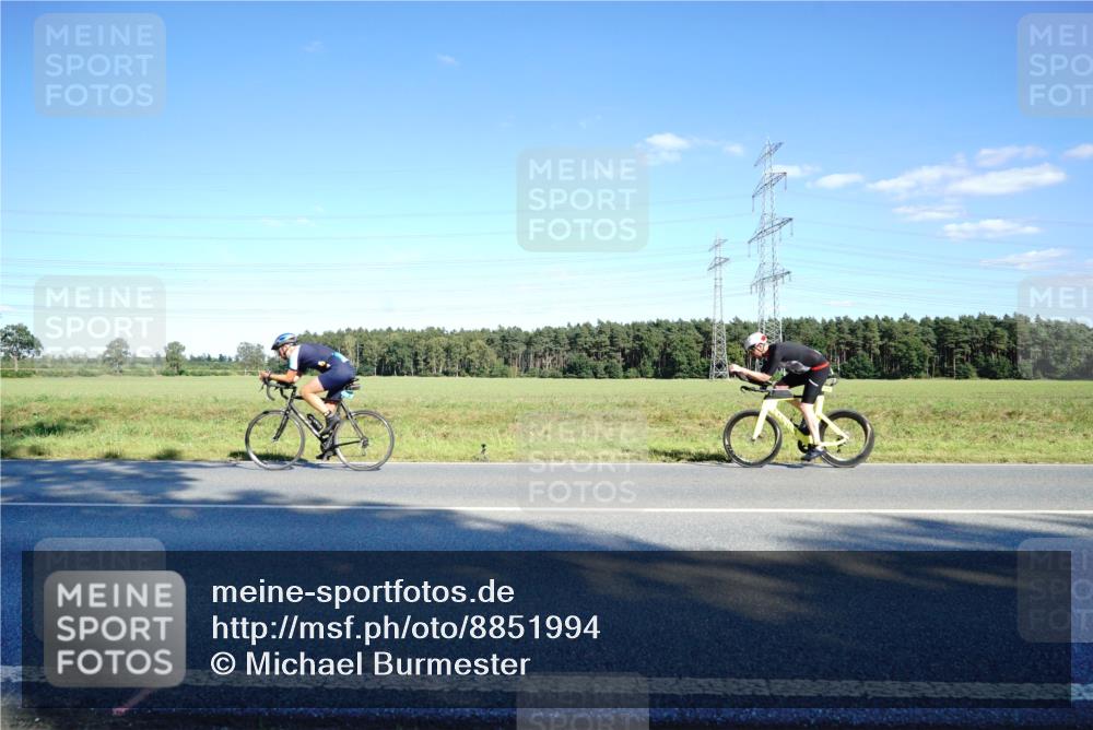 07.09.2025 - 19. Norderstedt Triathlon Michael Burmester http://msf.ph/oto/8851994 07.09.2025 15:48:04 Radfahren 406, 1532 meine-sportfotos.de