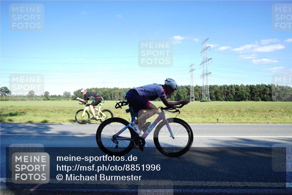 07.09.2025 - 19. Norderstedt Triathlon Michael Burmester http://msf.ph/oto/8851996 07.09.2025 15:48:04 Radfahren 406, 1532 meine-sportfotos.de