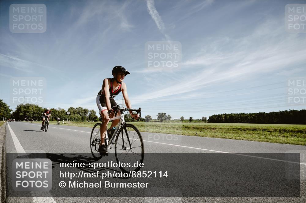 07.09.2025 - 19. Norderstedt Triathlon Michael Burmester http://msf.ph/oto/8852114 07.09.2025 11:30:55 Radfahren 1162, 1202 meine-sportfotos.de
